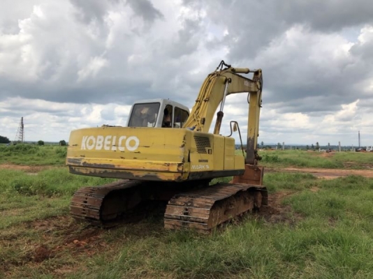 ขาย 475,000 บาท KOBELCO SK200 MARK 3 ไฟฟ้าครบ เก๋งเทา เครื่อง 6D31-Turbo แรงดี ปั่มแรง โช่หนา เอวแน่น เอกสารอินวอยท์.  รถอยู่ อุดรธานี โทร 0610710295  สนใจ รายการสินค้า อื่นๆ ที่ เว็ปไชค์ Truck2Hand https://www.truck2hand.com/index.php?actions=content/sea