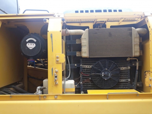 ขาย komatsu pc200-7 เอกสารเล่มทะเบียน