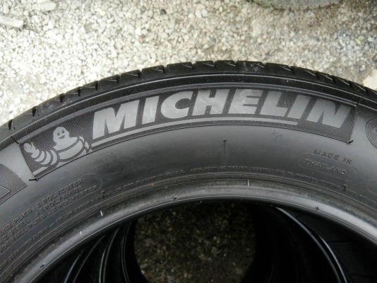 ขายยาง 205/60R16 มิชลิน ไพมาซี่ ปี15 ดอกยางหนาเต็มสดไม่ร้าวไม่กินข้างไม่ปะ ใช้งานมาน้อยมาก ชุดละ 270