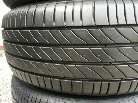 ขายยาง 205/60R16 มิชลิน ไพมาซี่ ปี15 ดอกยางหนาเต็มสดไม่ร้าวไม่กินข้างไม่ปะ ใช้งานมาน้อยมาก ชุดละ 270