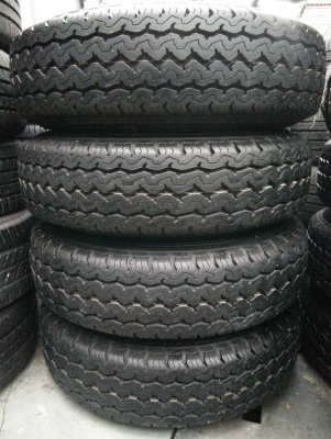 ขายยางพร้อมกระทะถอดป้ายแดง 195R15 DUNLOP ปี18 ตุ่มอยู่ครบทุกเส้นใหม่ๆ ชุดละ 5900 บาท
