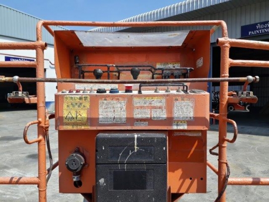 กระเช้าเครื่องยนต์ดีเซล บูมตรง HITACHI HX120B-2 ยกสูง 12 เมตร มือสองญี่ปุ่น