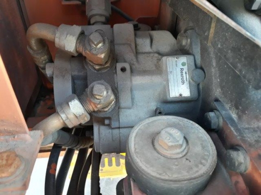 กระเช้าเครื่องยนต์ดีเซล บูมตรง HITACHI HX120B-2 ยกสูง 12 เมตร มือสองญี่ปุ่น