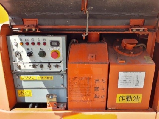 กระเช้าเครื่องยนต์ดีเซล บูมตรง HITACHI HX120B-2 ยกสูง 12 เมตร มือสองญี่ปุ่น