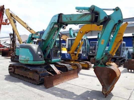 รถขุด 7.5ตัน KOBELCO SK75UR-3ES ออฟเซ็ตบูม มือสองญี่ปุ่น