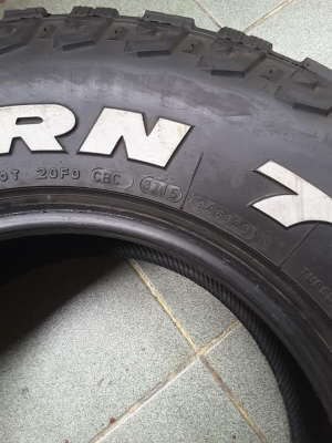 เศษยาง Maxxis MT764 ขนาด 265-75-16 ปี16 สวยๆ 1เส้น เศษยาง Maxxis MT764 ขนาด 265-75-16 ปี16 สวยๆ 1เส้น