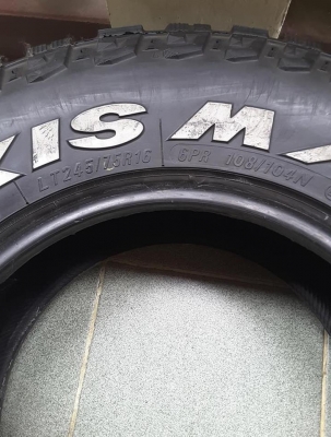 เศษยาง Maxxis MT764 ขนาด 265-75-16 ปี16 สวยๆ 1เส้น เศษยาง Maxxis MT764 ขนาด 265-75-16 ปี16 สวยๆ 1เส้น