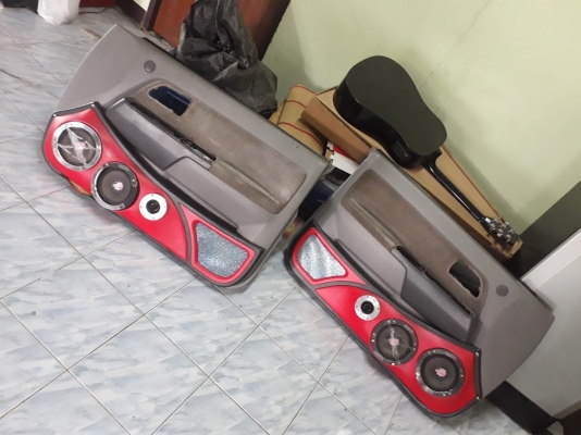 แผงประตู ดีแม๊ก