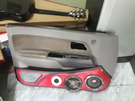 แผงประตู ดีแม๊ก