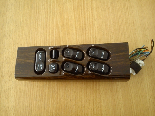 สวิทช์กดควบคุมกระจกไฟฟ้า NISSAN CEDRIC