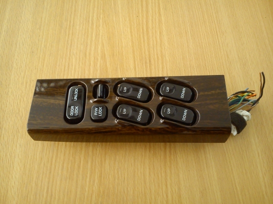 สวิทช์กดควบคุมกระจกไฟฟ้า NISSAN CEDRIC