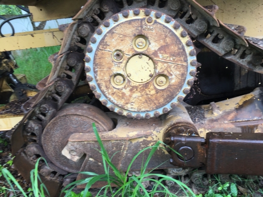 มีVDO.ให้ดูด้วยแทรคเตอร์ CAT,D6R เอกสารใบแจ้งจำหน่ายราคา 950,000 ต่อรอง