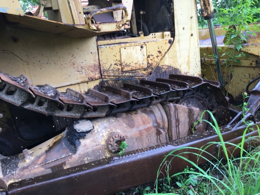 มีVDO.ให้ดูด้วยแทรคเตอร์ CAT,D6R เอกสารใบแจ้งจำหน่ายราคา 950,000 ต่อรอง