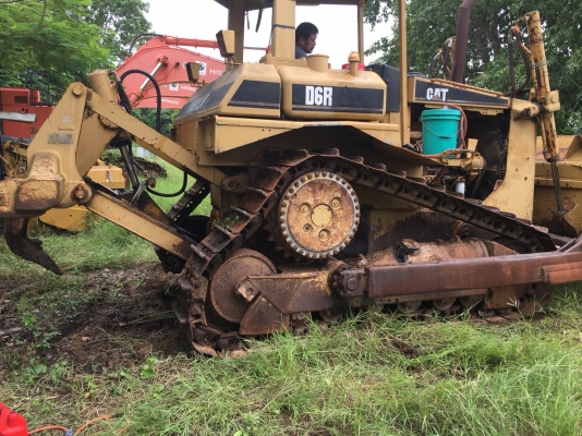 มีVDO.ให้ดูด้วยแทรคเตอร์ CAT,D6R เอกสารใบแจ้งจำหน่ายราคา 950,000 ต่อรอง