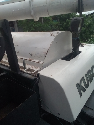 ขายรถเกียวข้าว95 gm พร้อมใช้งาน ชั่วโมง 1900 เอกสารเล้มพร้อมโอน ต่อรอง