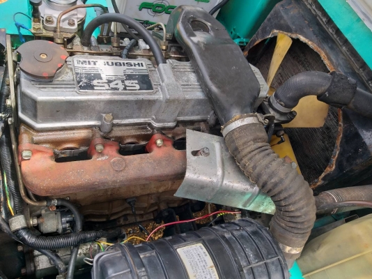 ขายรถยก MITSUBISHI FD25 F18B เครื่องดีเซล S4S เกียร์ธรรมดา ยกได้2.5ตัน เสาเข้าตู้สูง3เมตร ยางตันหน้า-หลัง ติดต่อ 098-7962549