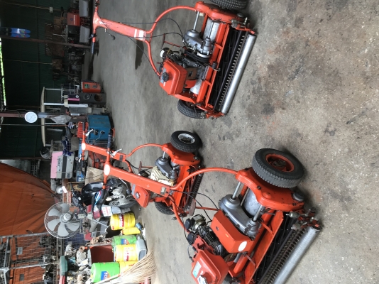 ขายรถตัดหญ้า (แบบตัดกรีน)TSUCHIYA พร้อมใช่งาน