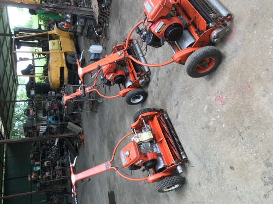 ขายรถตัดหญ้า (แบบตัดกรีน)TSUCHIYA พร้อมใช่งาน