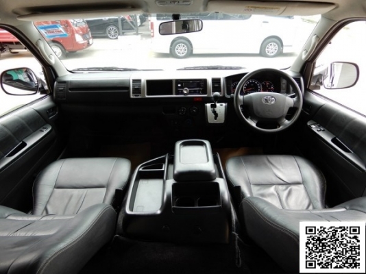 ราคา 999,000 บาท ดาวน์ออกรถเท่านั้น 49,000 บาท จบเลยยยย ผ่อน 6 ปี  Toyota Ventury 3.0 G Van AT 2014 เครื่องดีเซลล์ - ไฟตัดหมอกดีไซน์ใหม่ - ไฟท้ายดีไซน์เฉี่ยวสปอร์ตหรู - คิ้วขอบป้ายทะเบียนหลัง