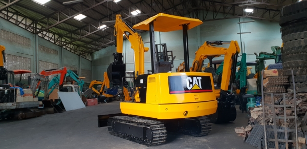 ขายรถขุด MITSUBISHI รุ่น ME30 มือสองญี่ปุ่น แทรกเหล็ก สลัก บูทเอวแน่น 100\% ปั้มนิ้ว คอนโทรลสั้น ทำงานไว สวยพร้อมใช้งาน มือถือ 0818753444