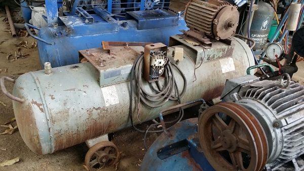 ถังลมเปล่า 300 ลิตร หนาๆเลย