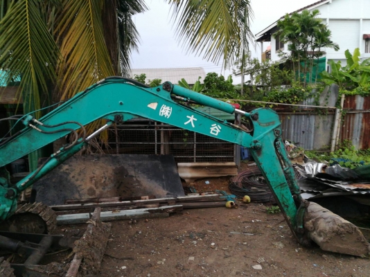 ขายpc30-8. สภาพเก่าญี่ปุ่น เครื่องปั้มแรงเอวช่วงล่าง90\%