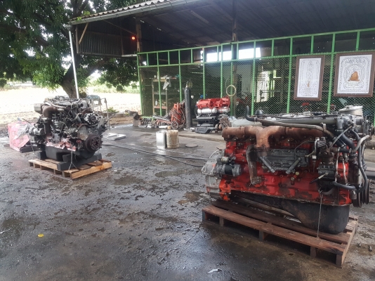 ขายเครื่องยนต์hino k13D  2ตัว