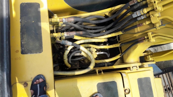 ขายแบคโฮKOMATSU. PC120-6