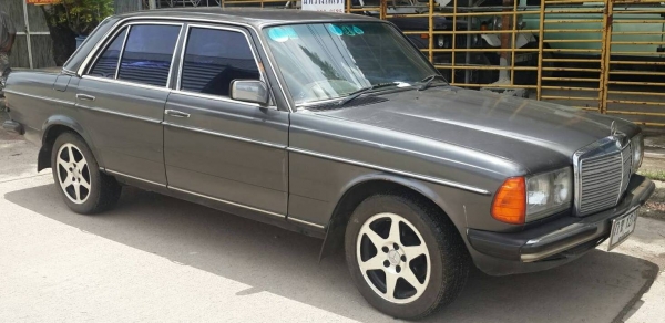 ขายBENZ-W123 ปี 1995 ติดต่อคุณวินัย 089-7886142