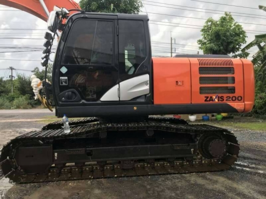 ขายรถแบคโฮ HITACHI ZX200-5G ไมล์ 5000 ชม.เอกสารเล่ม ปี 2013 ราคา 2190000