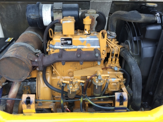 ขายแบคโฮ Komatsu pc20-6 เก่านอกไม่เคยใช้งานในไทย 0898374018