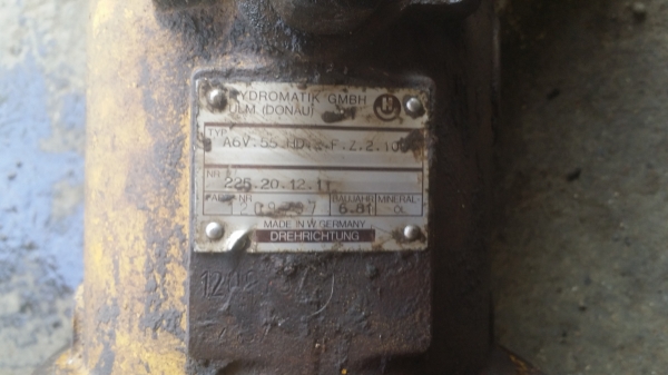 ตัวเดินรถแทรกเตอร์