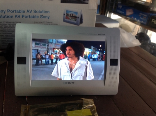 dvd sony รับวิทยุได้ตัวโชว์เก่าเก็บอุปกรณ์ครบ