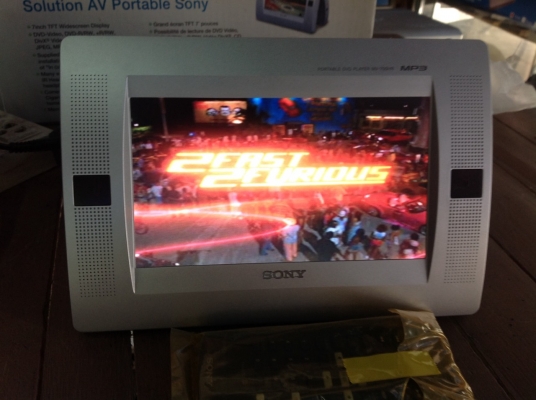 dvd sony รับวิทยุได้ตัวโชว์เก่าเก็บอุปกรณ์ครบ