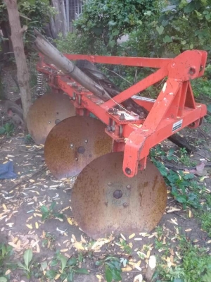 ขายผานสี่ใช้กับรถ45-51แรงมีกระทู้ครบราคาต่อรองได้0876743909