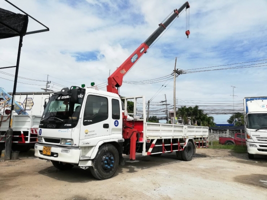 ขาย Isuzu DECA  ปี 48 หกล้อติดเครน Unic  5 ตัน 4 ปอก