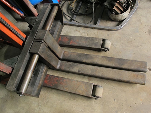 ขายสแตรกเกอร์ยกได้1ตัน สวยๆพร้อมใช้ ขายสแตรกเกอร์ยกได้1ตัน สวยๆพร้อมใช้