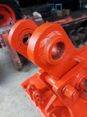 ตัดหญ้าฮุย 1.40 เมตร หัวใหญ่เหล็กหนา ใช้งานน้อย