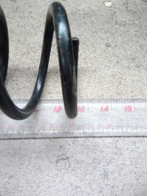 ขายโช็คหลังกระบอกฟ้า New srใส่ สตราเลท ,โซลูน่า  เผื่อใครจะเอาไปทำสตรัทครับ