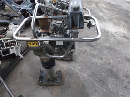 ขายเครื่องตบดิน 4ตัว ขายเหมาหมด 38,000 บาท