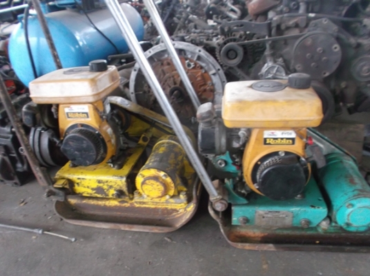 ขายเครื่องตบดิน 4ตัว ขายเหมาหมด 38,000 บาท