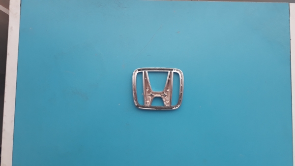 โลโก้ Honda ติดท้ายรถ Accord ปี1998-2000 แท้ โลโก้ Honda ติดท้ายรถ Accord ปี1998-2000 แท้