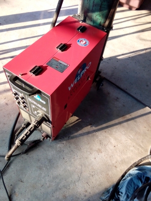 ขายเครื่องเชื่อมco2 welpro 200y สภาพดีอุปกรณ์ครบพร้อมใช้งาน ขายเครื่องเชื่อมco2 welpro 200y สภาพดีอุปกรณ์ครบพร้อมใช้งาน