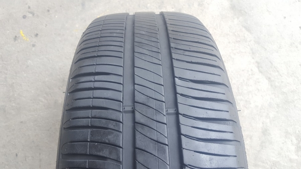 ขายยาง\% 185/60/15 ปี 17 MICHERLIN XM2 4 เส้น ขายยาง\% 185/60/15 ปี 17 MICHERLIN XM2 4 เส้น