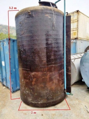 ถังไฟเบอร์ ความจุ 10,000 ลิตร กว้าง 2 เมตร สูง 3.2 เมตร ไม่รั่ว สภาพสวย