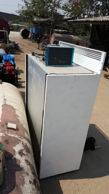 ตู้แช่ขนาดใหญ่สูง 2 เมตรเก็บใว้นานไม่ได้ใช้งานตามสภาพ ตู้แช่ขนาดใหญ่สูง 2 เมตรเก็บใว้นานไม่ได้ใช้งานตามสภาพ