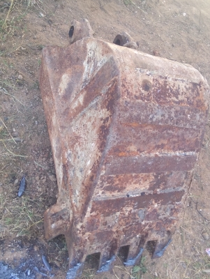 บุ้งกี้รถแมคโคเล็กใส่รถขุด30/35. หน้า45ซม บุ้งกี้รถแมคโคเล็กใส่รถขุด30/35. หน้า45ซม