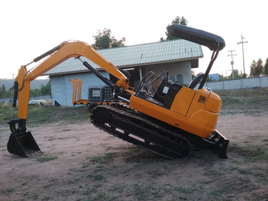 ขายแม็คโค Mitsubishi MM35B ขายแม็คโค Mitsubishi MM35B