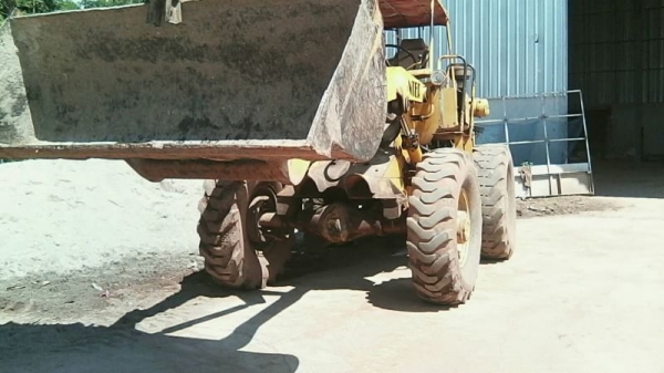 KOMATSU JH 30