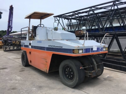 รถบด DYNAPAC : RT200W ตรงจากญี่ปุ่นครับ ราคาไม่แพง